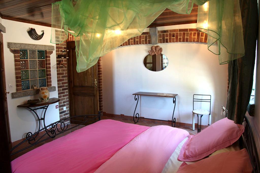 La Citadelle D'Hututu Bed and Breakfast Avesnes-sur-Helpe Δωμάτιο φωτογραφία